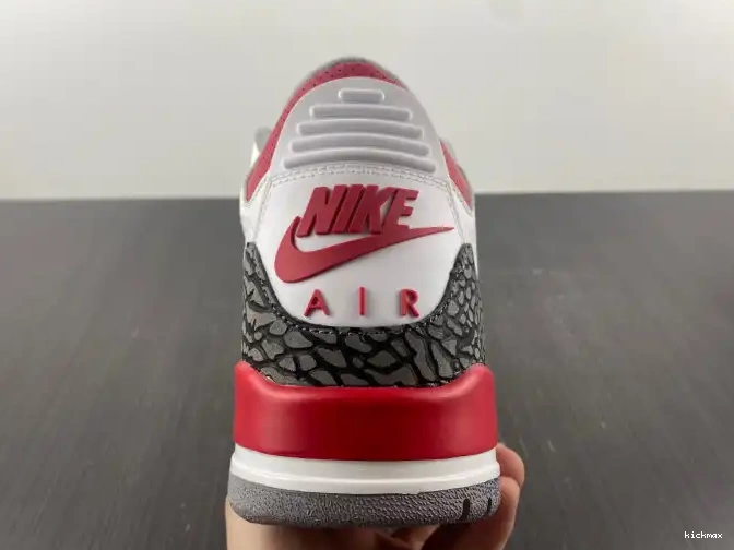 Rep 3 Fire Jordan Air OG Red DN3707-160 0430